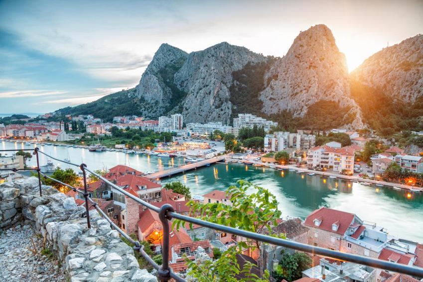Apartman R.R. Omiš Eksteriør billede