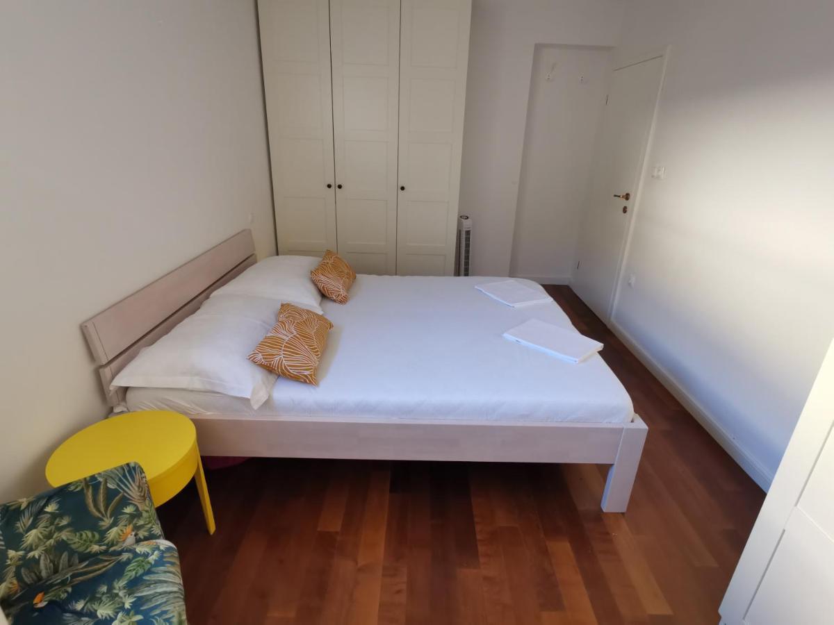 Apartman R.R. Omiš Eksteriør billede